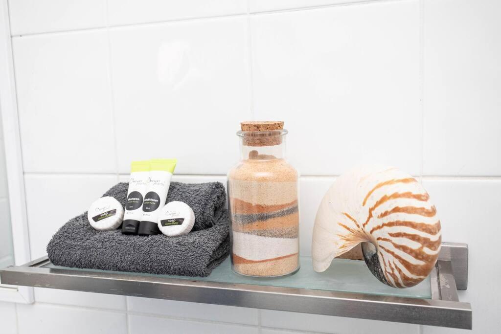 Airlie Sun & Sand Motel Accommodation #4 Airlie Beach Exteriör bild
