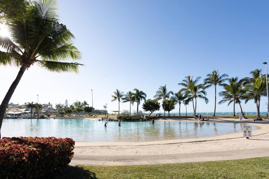 Airlie Sun & Sand Motel Accommodation #4 Airlie Beach Exteriör bild