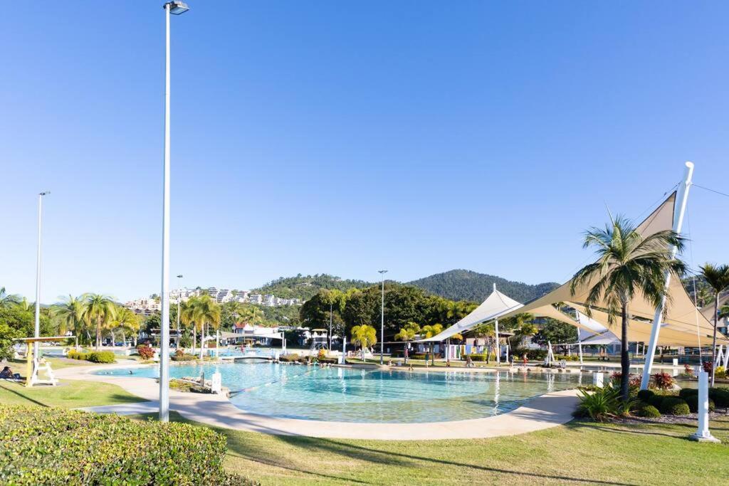 Airlie Sun & Sand Motel Accommodation #4 Airlie Beach Exteriör bild