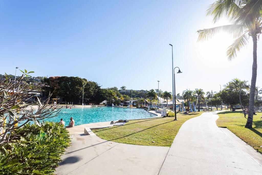 Airlie Sun & Sand Motel Accommodation #4 Airlie Beach Exteriör bild